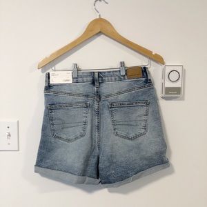 BNWT American Eagle Curvy Mom Shorts